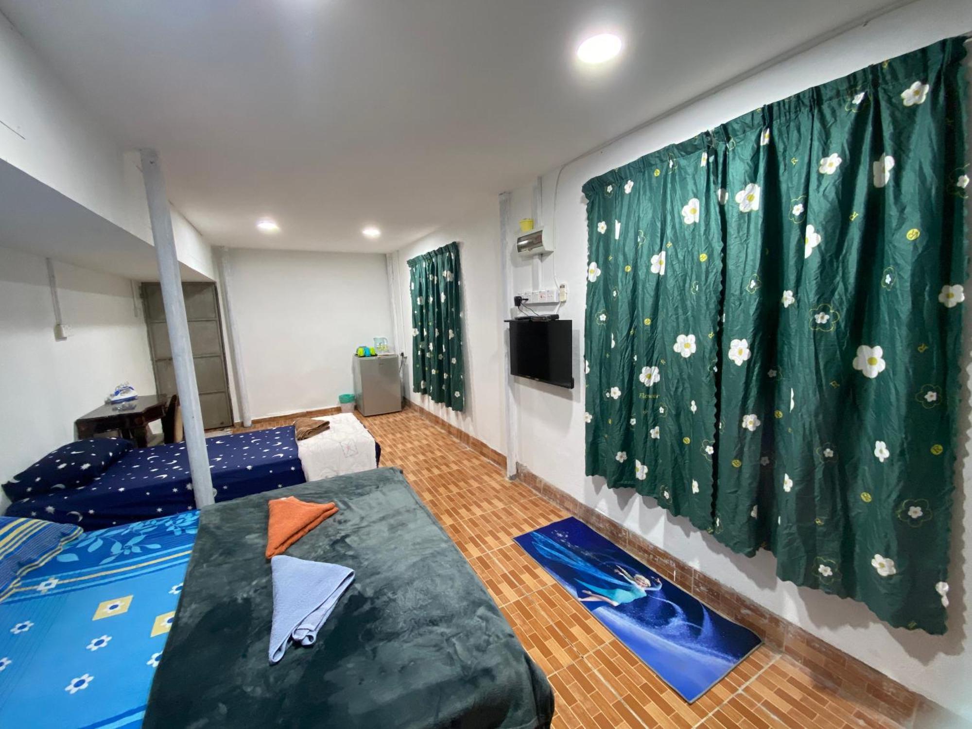 Padang Besar Roomstay Firdaus Екстериор снимка